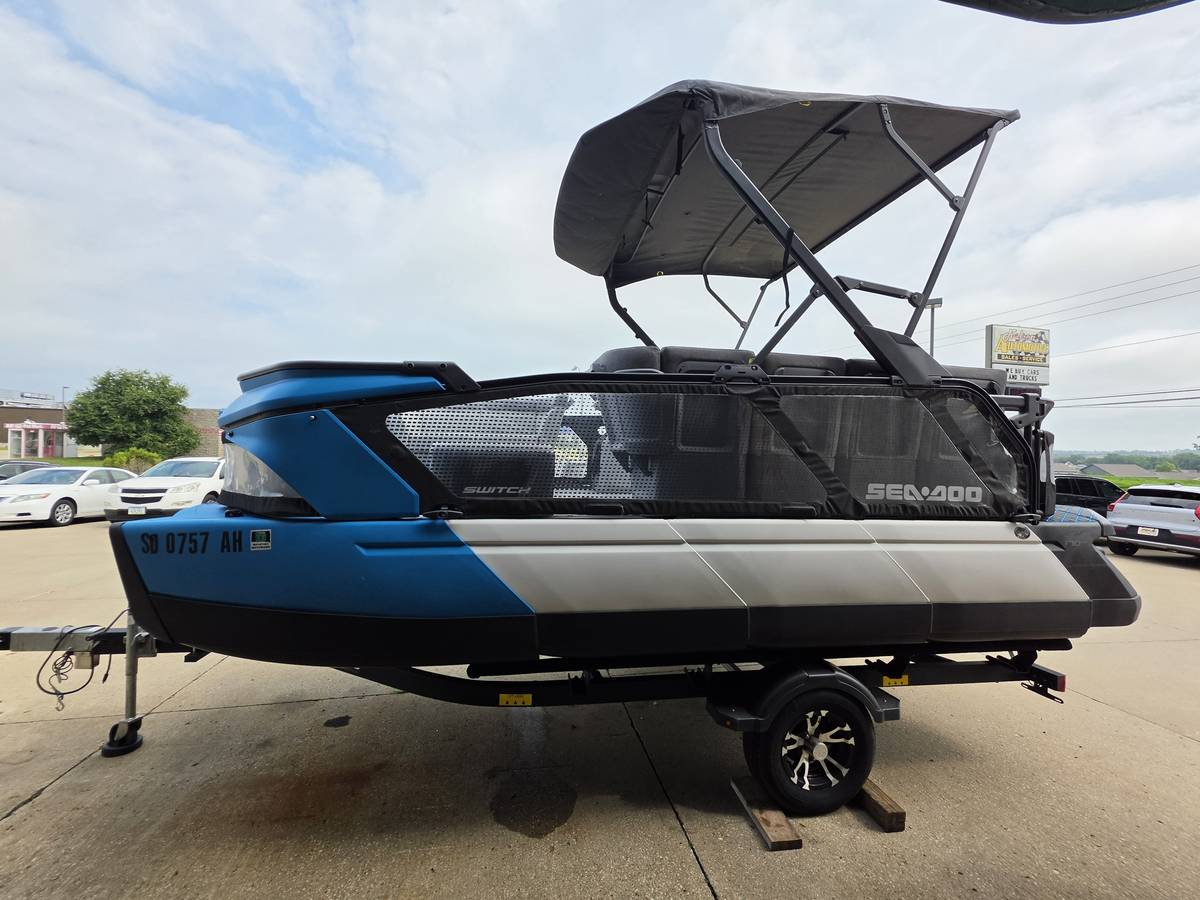 2022 Sea-Doo, Import USA — Foto 5 z 12