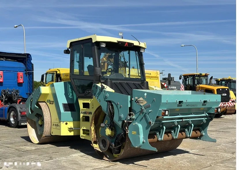 2015 Ammann AV 130 X, 7.373 mth, Import Auf Lager in der EU — Foto 3 z 24
