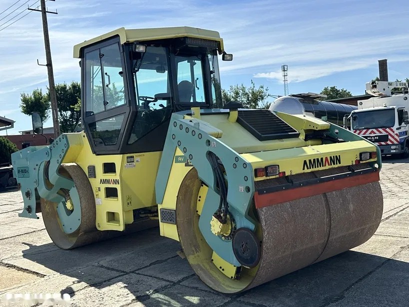 2015 Ammann AV 130 X, 7.373 mth, Import Auf Lager in der EU — Foto 8 z 24