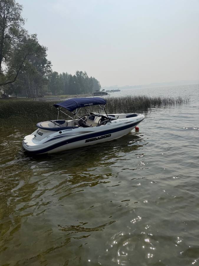 2002 Sea-Doo, Import USA — Foto 3 z 12