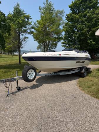2002 Sea-Doo, Import USA — Foto 4 z 12