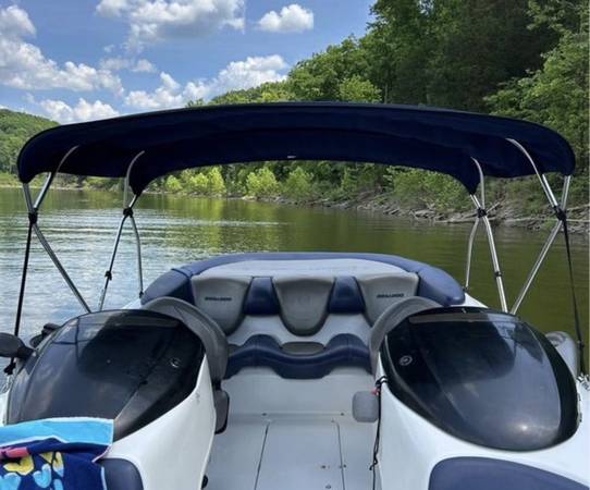 2002 Sea-Doo, Import USA — Foto 5 z 12