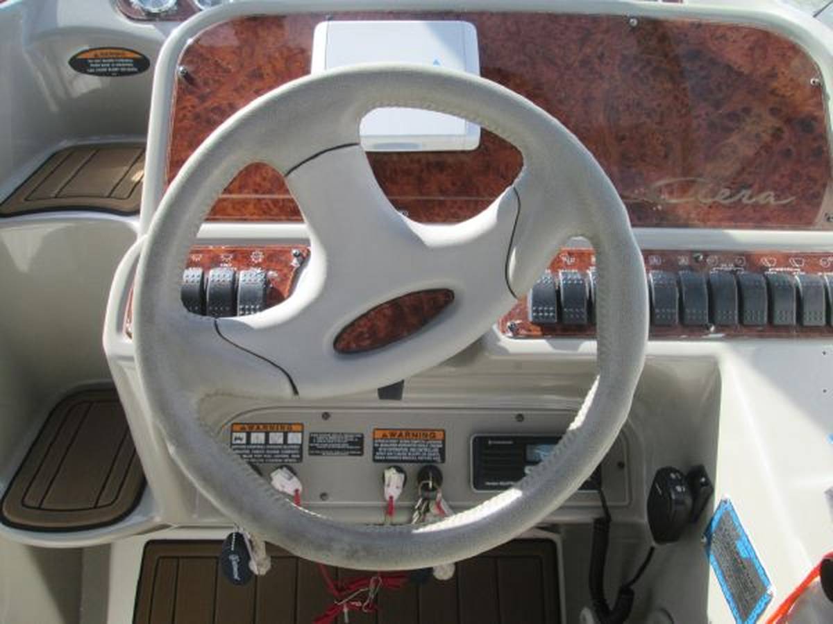 Bayliner, Import USA — Foto 9 z 9