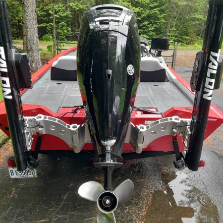 Tracker, Import USA — Foto 2 z 8