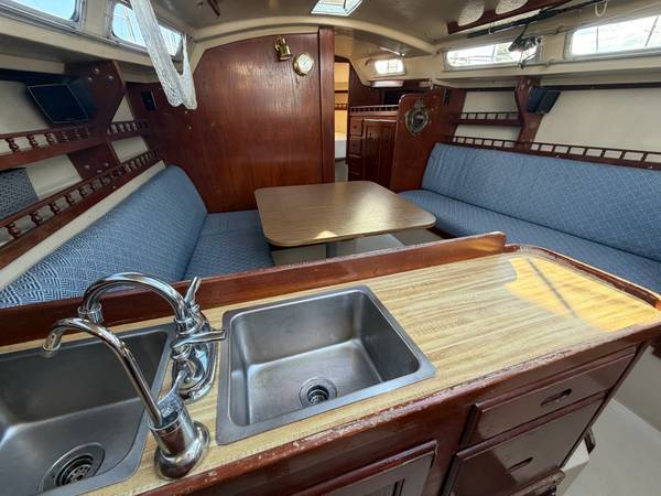 Catalina, Import USA — Foto 6 z 12