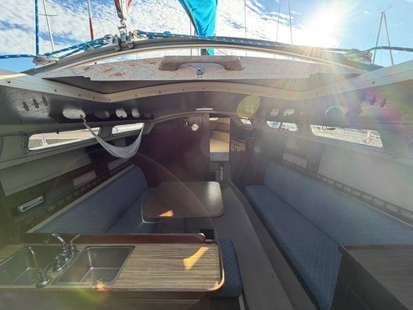 Catalina, Import USA — Foto 9 z 12