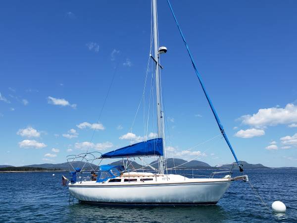 Catalina, Import USA — Foto 4 z 12