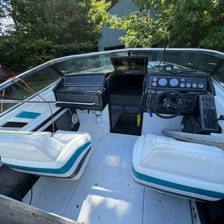 1989 Formula, Import USA — Foto 4 z 12