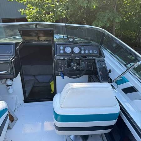 1989 Formula, Import USA — Foto 5 z 12