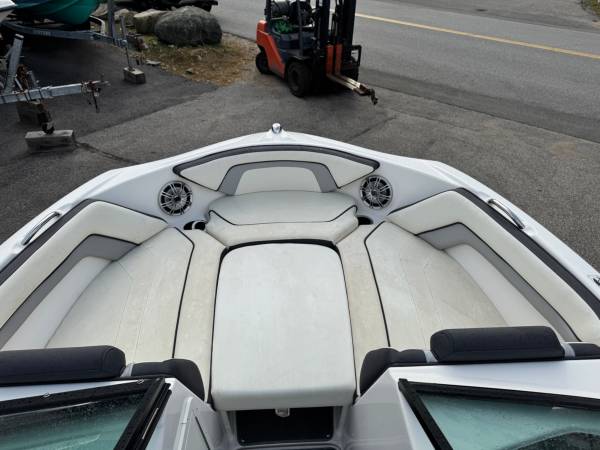 2016 Yamaha, Import USA — Foto 11 z 12