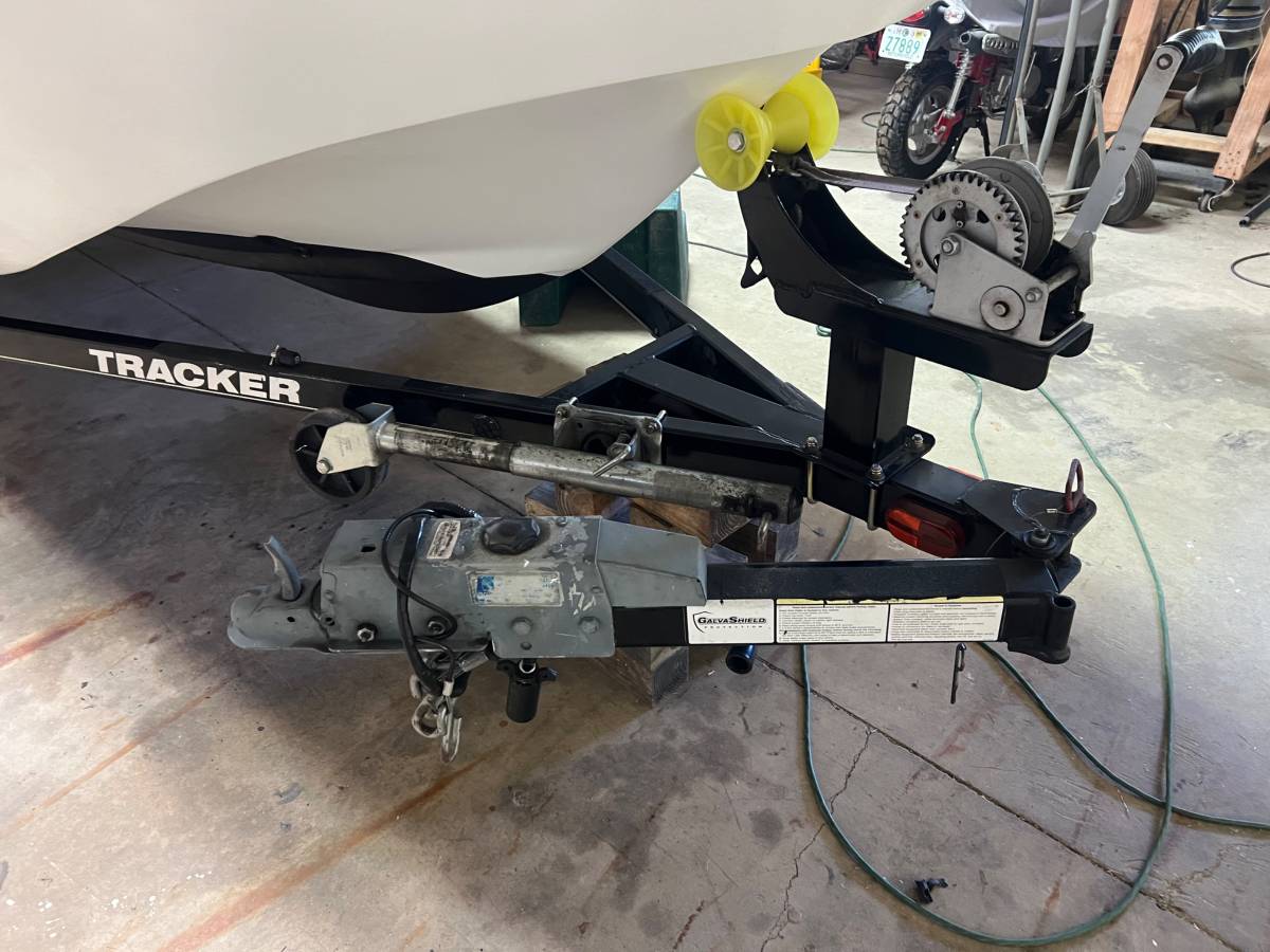 1985 Boston Whaler, Import USA — Foto 4 z 11