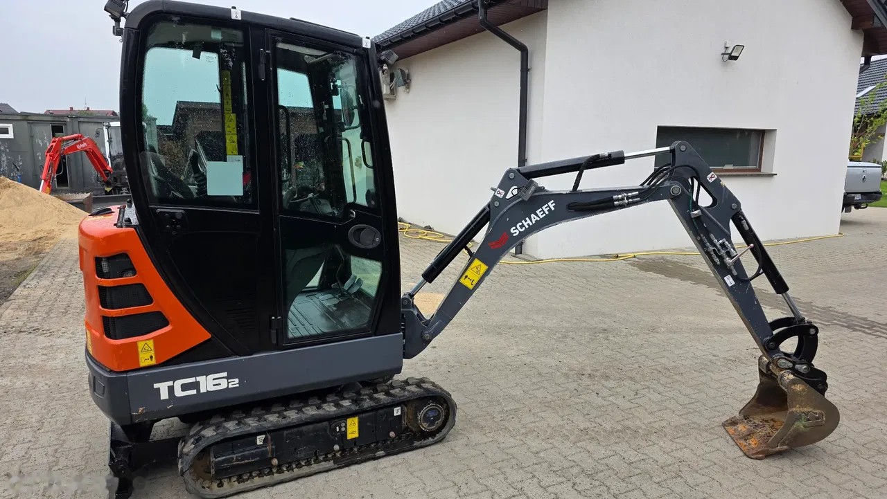 2018 Schaeff TC16, 102 mth, Import Auf Lager in der EU — Foto 7 z 16