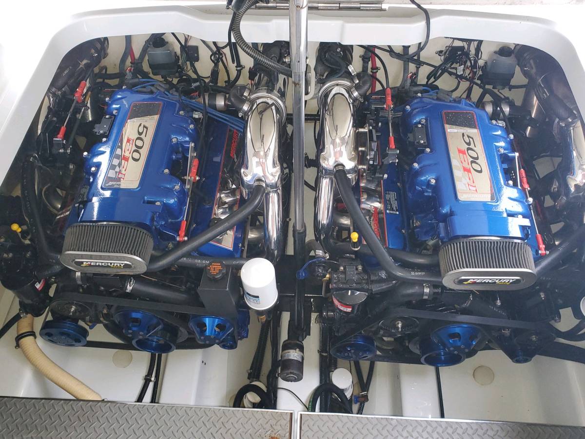 2004 Formula, Import USA — Foto 11 z 12