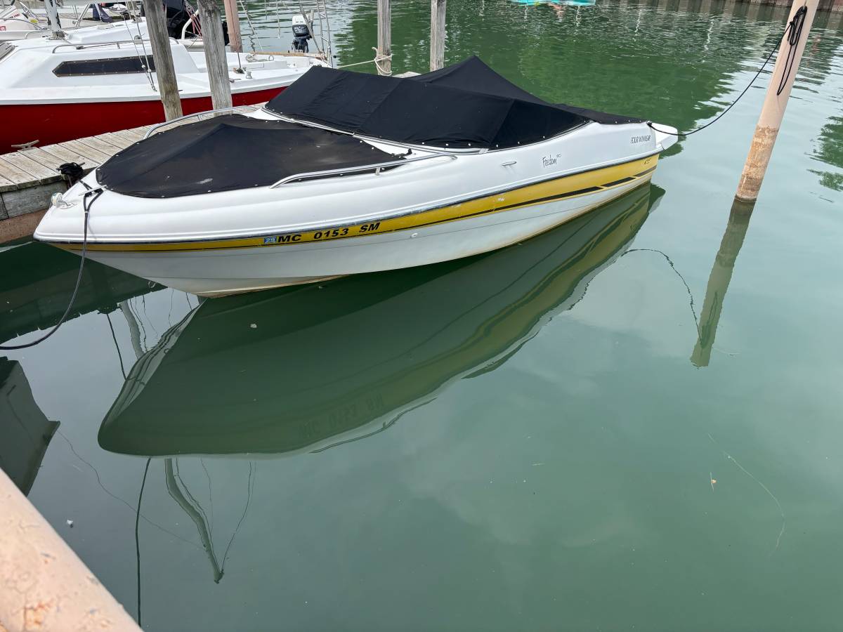 2003 Four Winns, Import USA — Foto 5 z 5