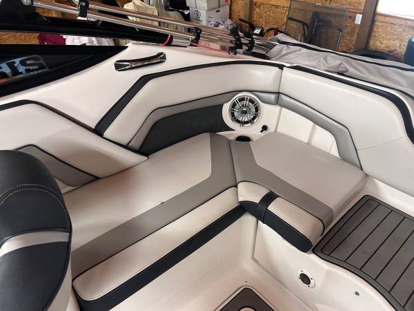 2015 Yamaha, Import USA — Foto 10 z 12