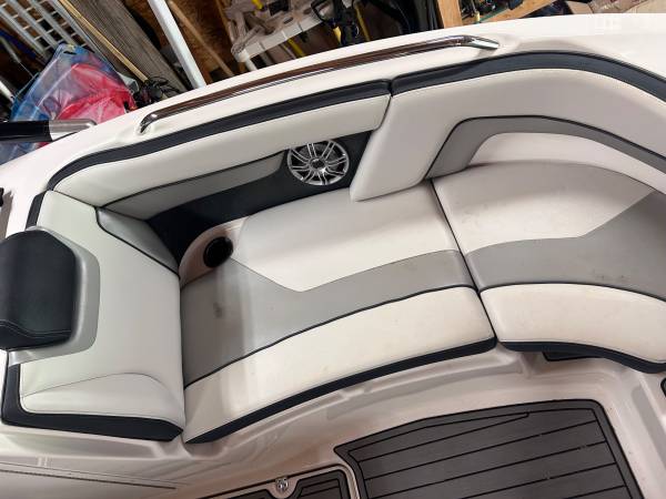 2015 Yamaha, Import USA — Foto 6 z 12