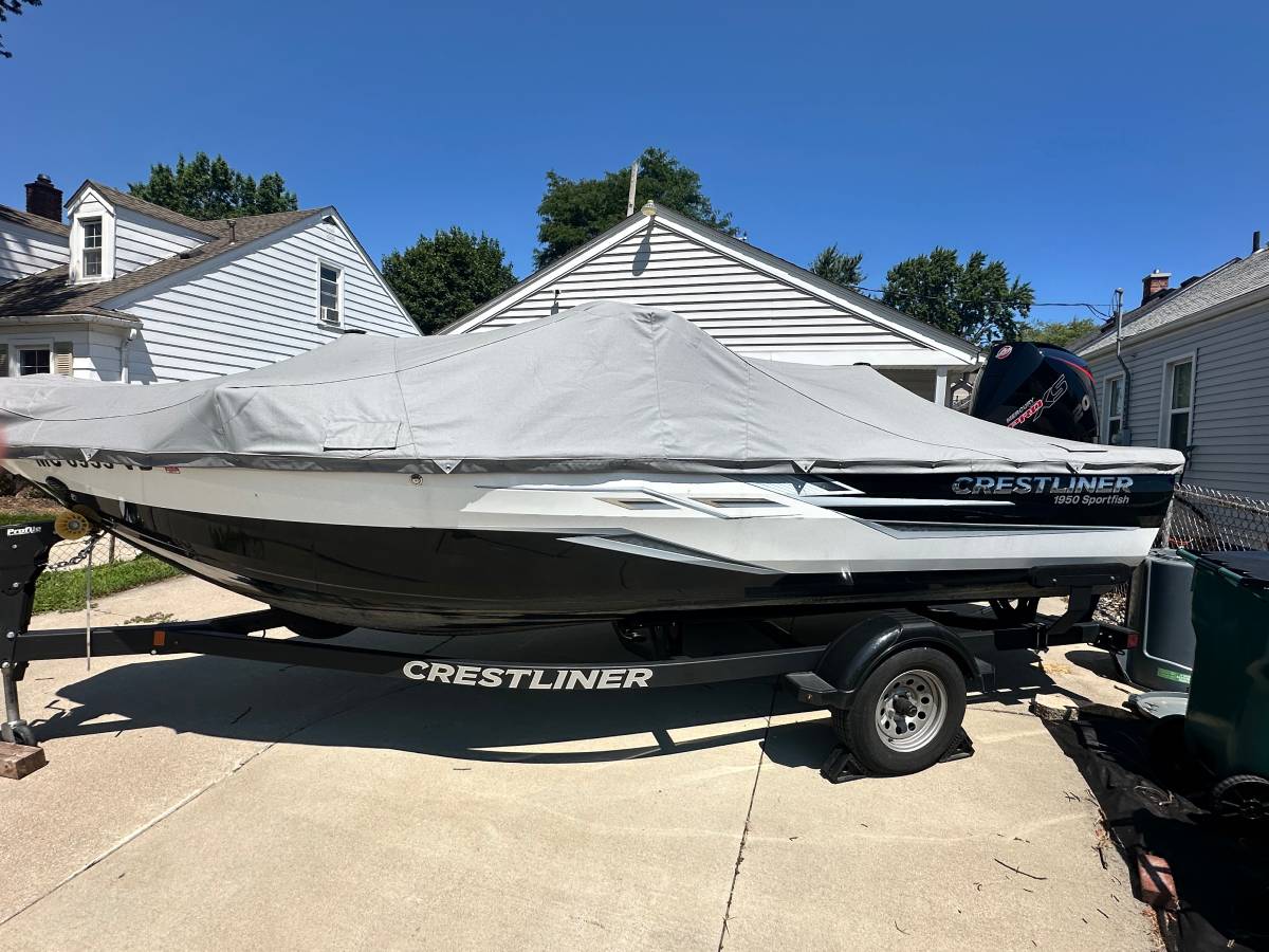 Crestliner, Import USA — Foto 2 z 5