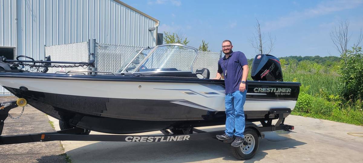 Crestliner, Import USA — Foto 5 z 5