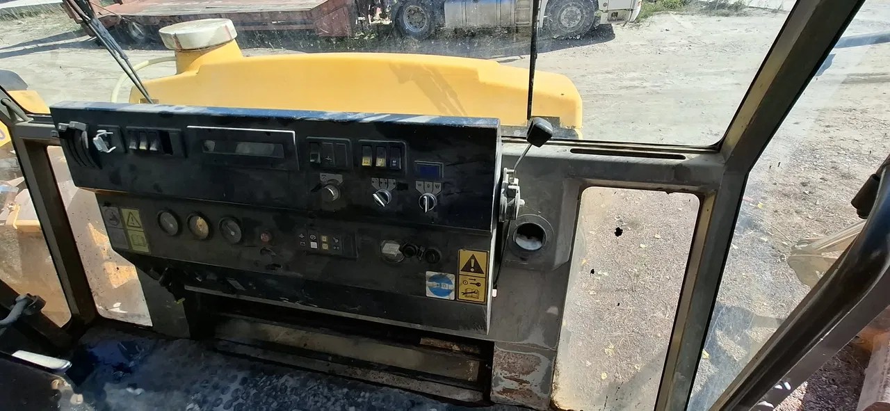 2000 Stavostroj VH700, Import Auf Lager in der EU — Foto 4 z 5
