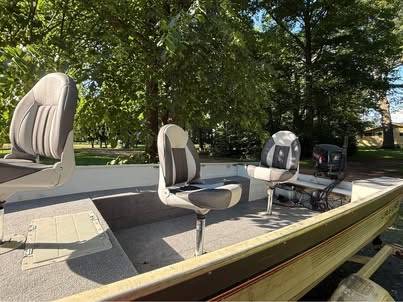 1990 Crestliner, Import USA — Foto 5 z 6