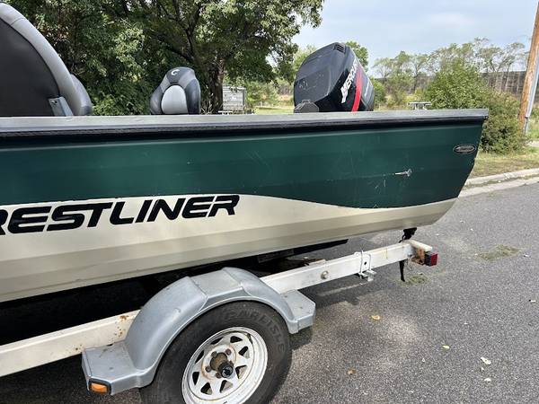 2002 Crestliner, Import USA — Foto 10 z 12