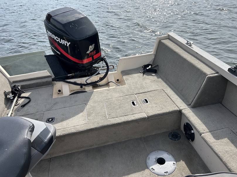2002 Crestliner, Import USA — Foto 4 z 12