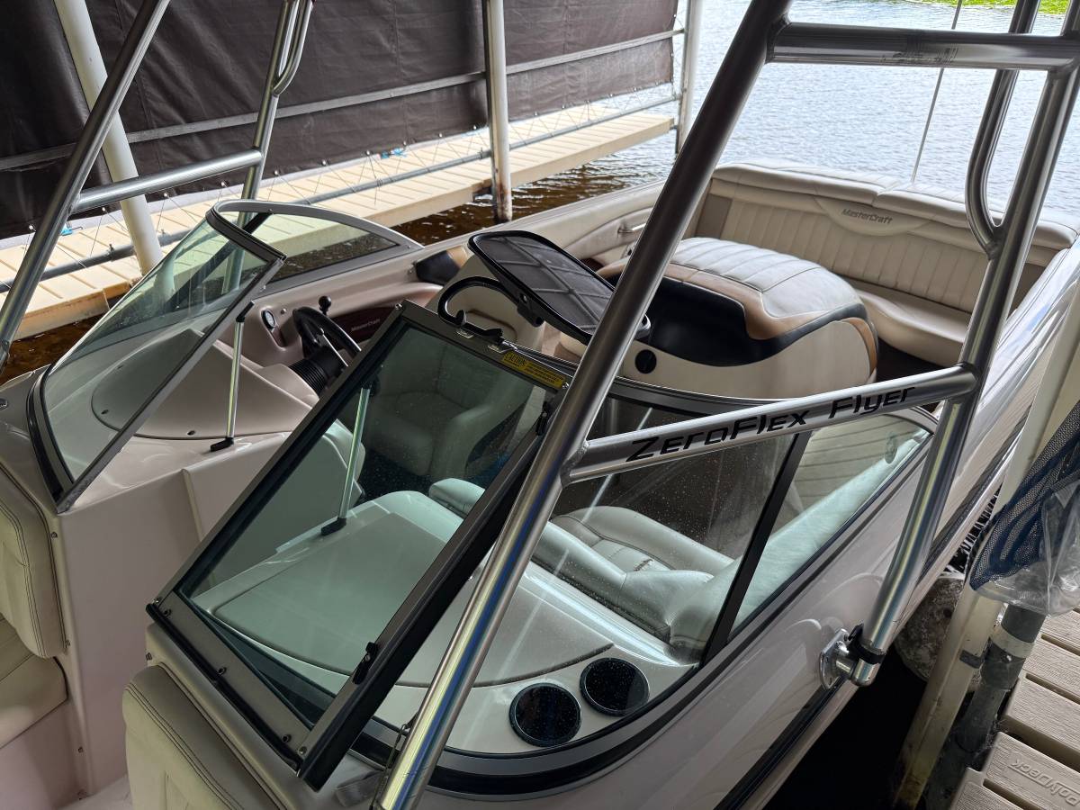 MasterCraft, Import USA — Foto 7 z 10