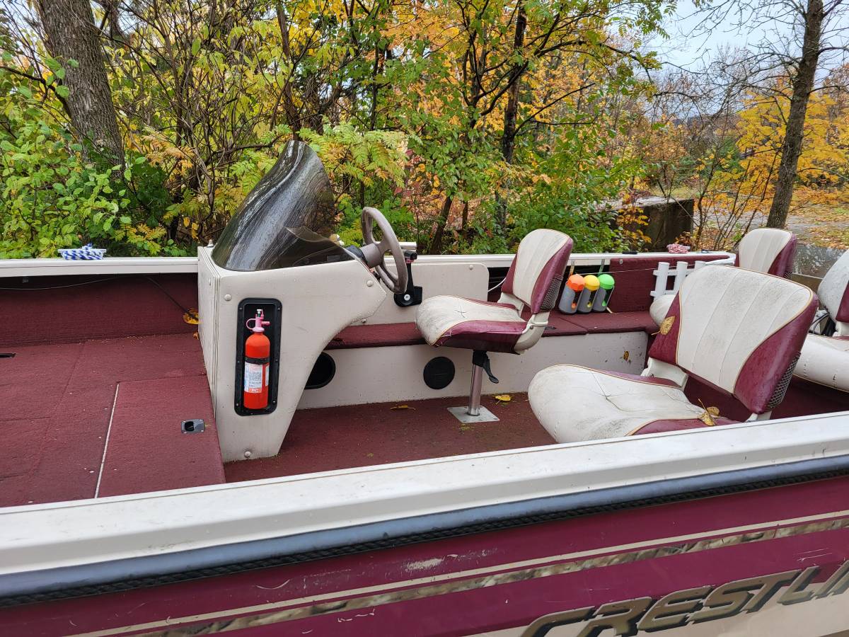 Crestliner, Import USA — Foto 6 z 6