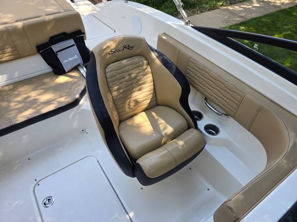 2021 Sea Ray, Import USA — Foto 10 z 12