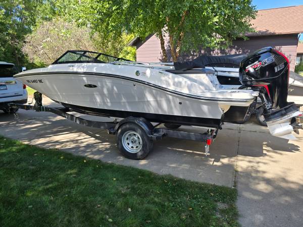 2021 Sea Ray, Import USA — Foto 2 z 12