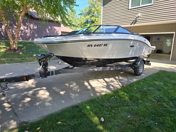 2021 Sea Ray, Import USA — Foto 3 z 12