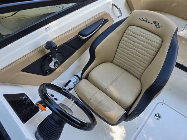 2021 Sea Ray, Import USA — Foto 9 z 12