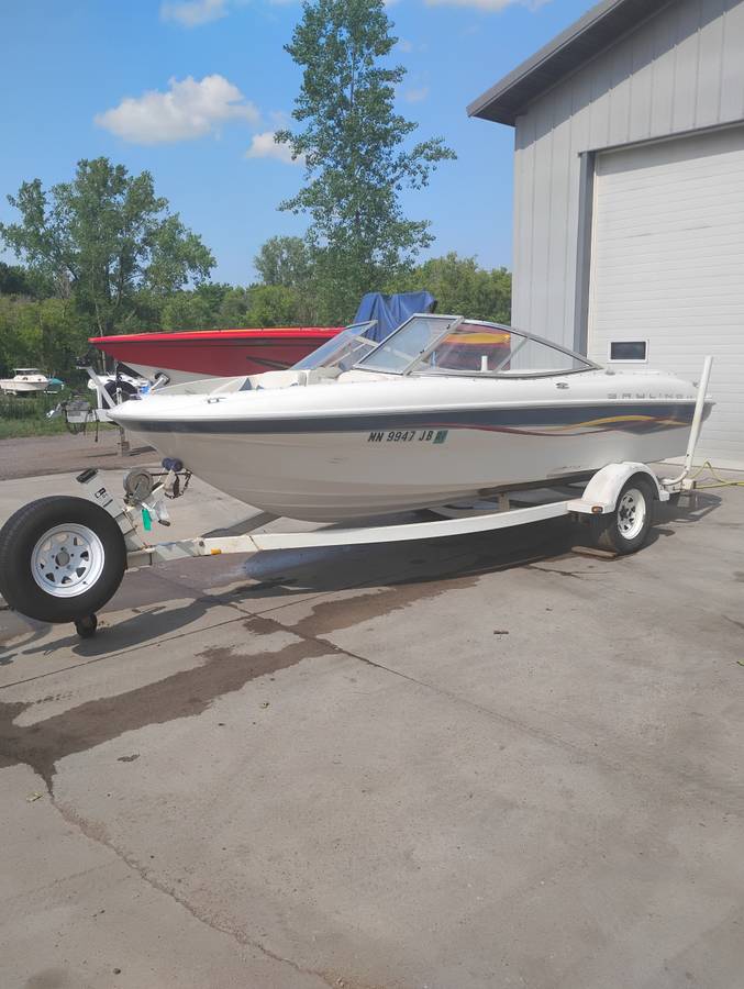 2001 Bayliner, Import USA — Foto 1