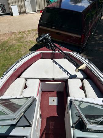 1994 Crestliner, Import USA — Foto 10 z 12