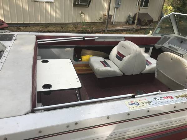 1994 Crestliner, Import USA — Foto 5 z 12