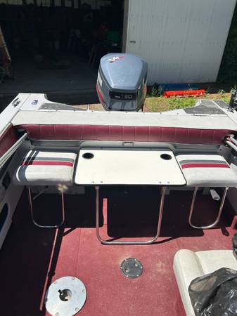 1994 Crestliner, Import USA — Foto 8 z 12