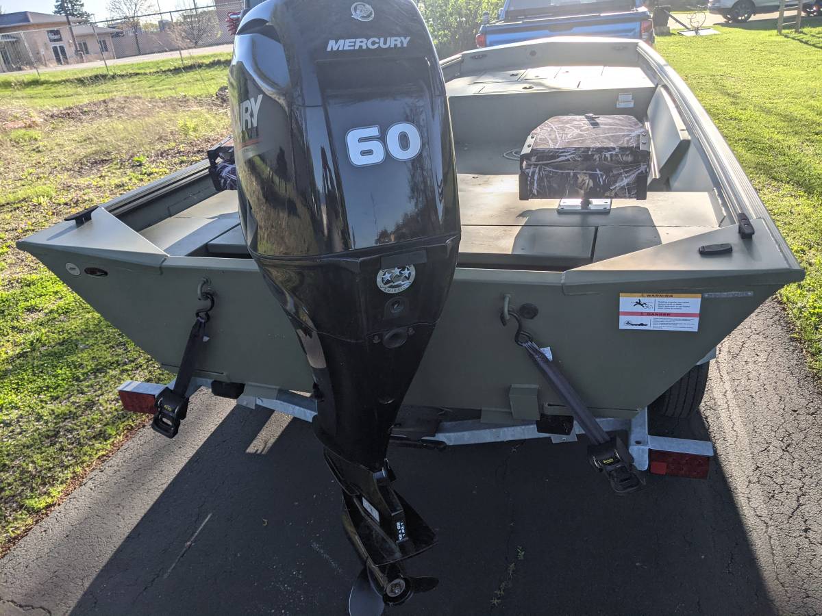 2023 Lowe, Import USA — Foto 2 z 5