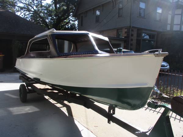 Crestliner, Import USA — Foto 2 z 12