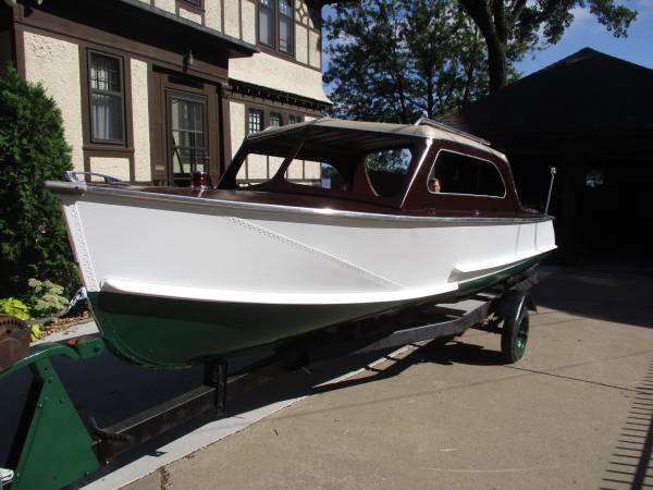 Crestliner, Import USA — Foto 3 z 12