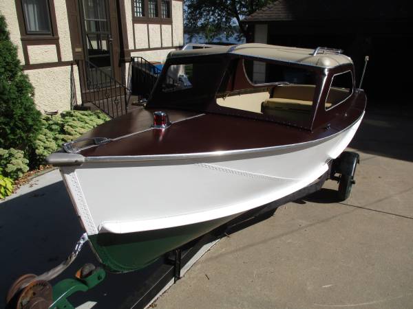 Crestliner, Import USA — Foto 7 z 12