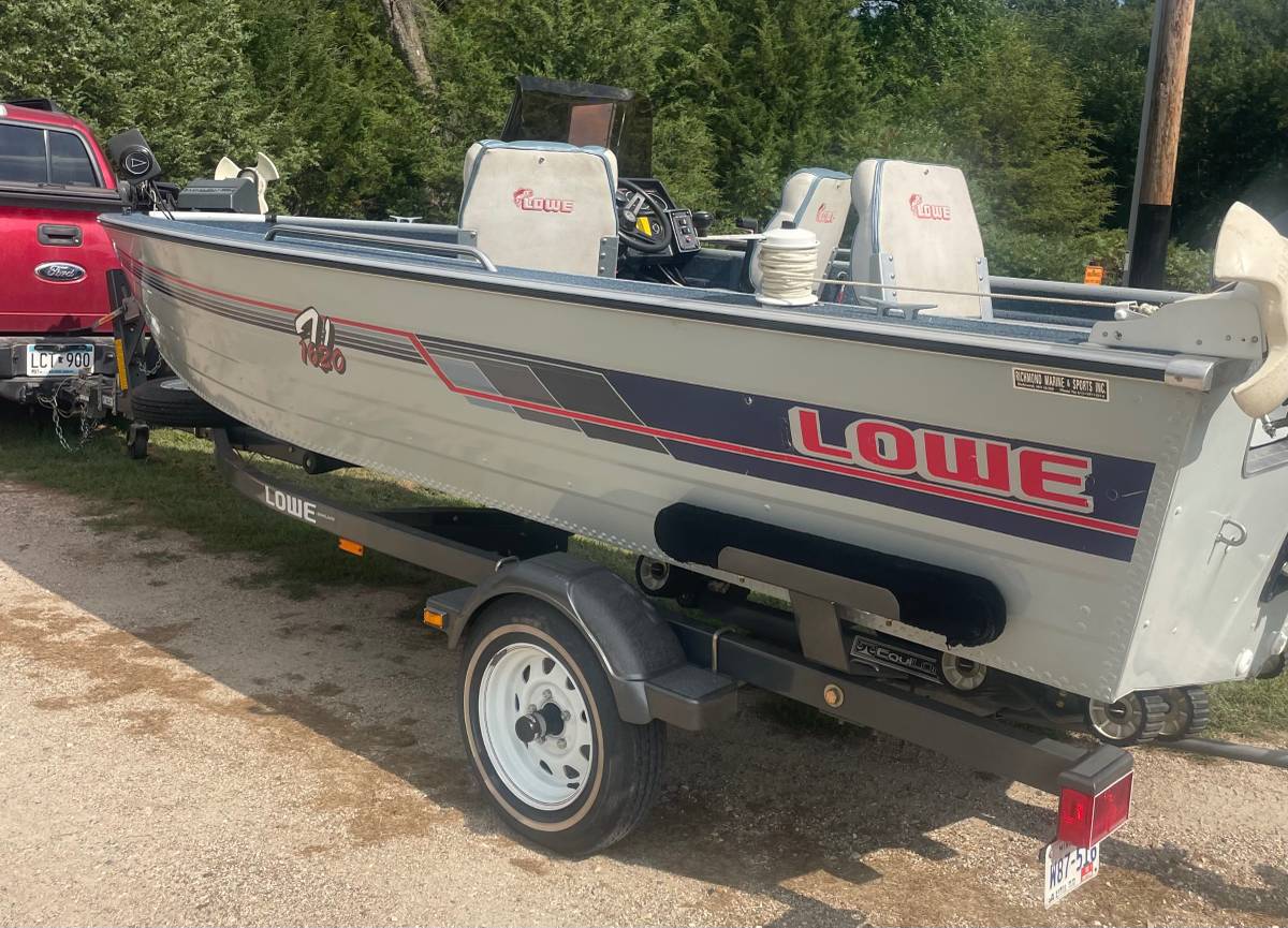 Lowe, Import USA — Foto 2 z 12