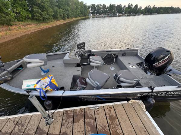 2016 Crestliner, Import USA — Foto 9 z 12