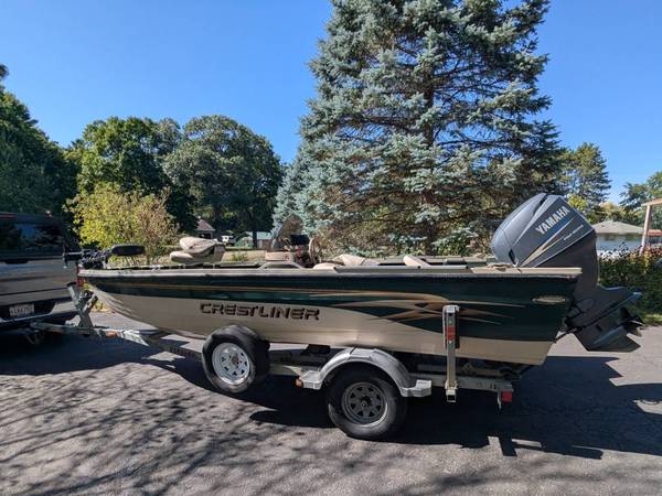 2002 Crestliner, Import USA — Foto 1