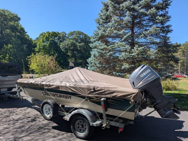 2002 Crestliner, Import USA — Foto 4 z 12