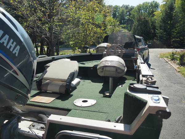2002 Crestliner, Import USA — Foto 6 z 12