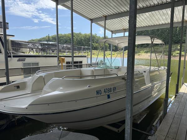 1999 Bayliner, Import USA — Foto 3 z 7