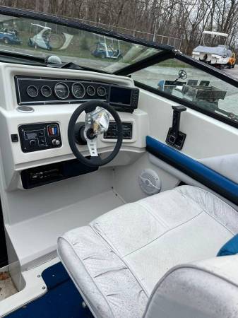 1989 Wellcraft, Import USA — Foto 4 z 10