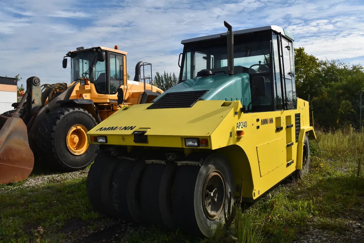 2012 Ammann AP 240, 7.573 mth, Import Auf Lager in der EU — Foto 3 z 14