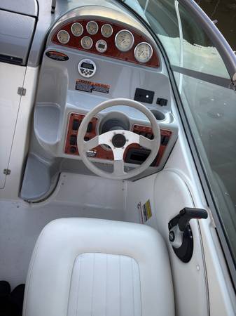 Bayliner, Import USA — Foto 7 z 12