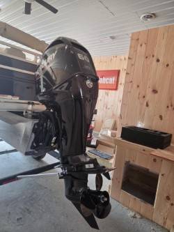 2024 Sun Tracker, Import USA — Foto 4 z 7